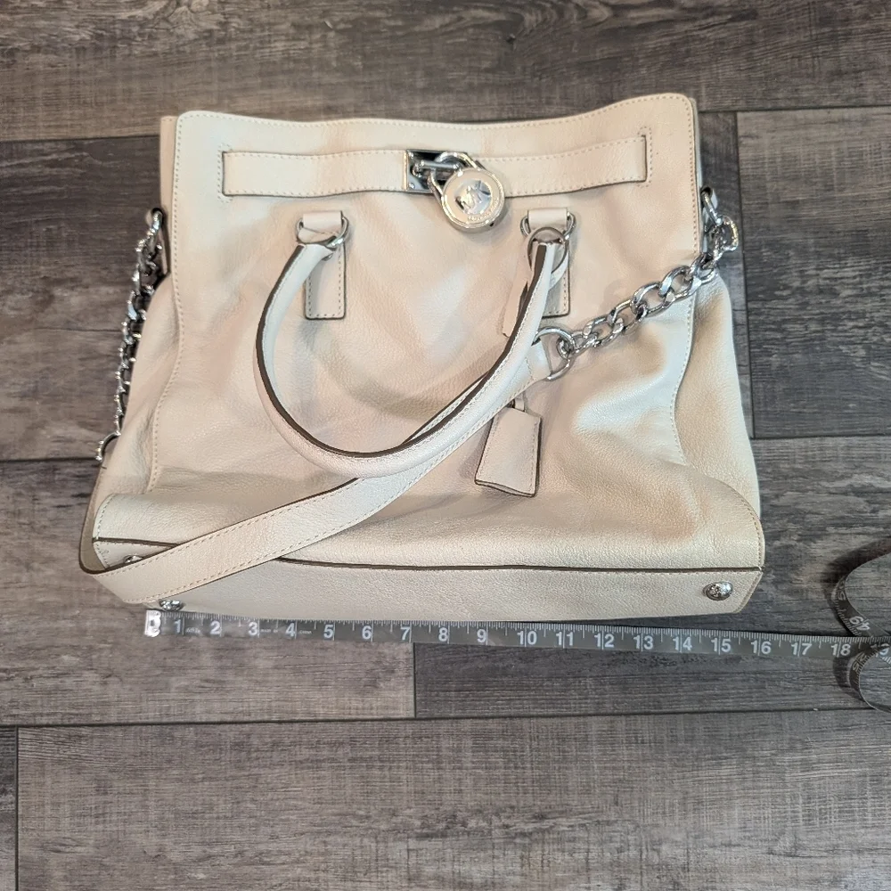 Michael Kors hamilton Safiano Ivory Leather Tote with Silver Lock And Chain